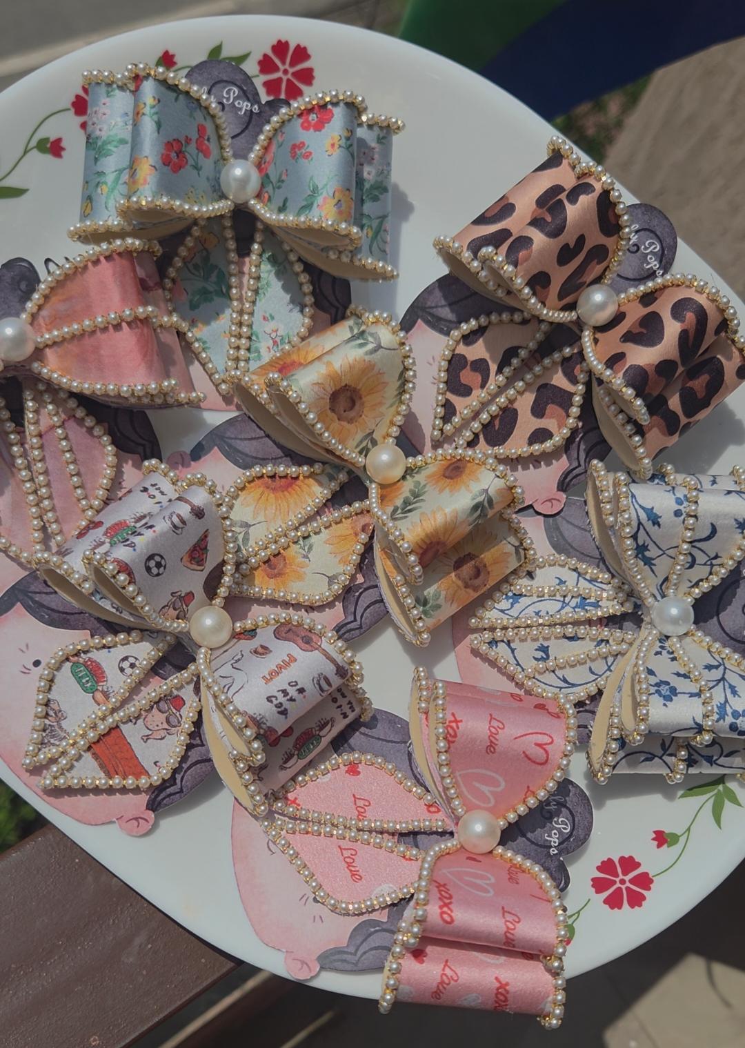 Bubbly hair bows