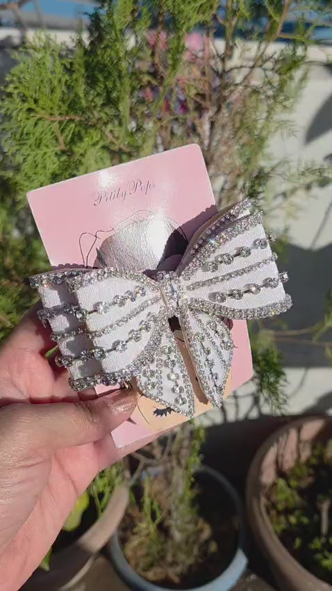Elegant bridal hair accessories white crystal statement bow clip for weddings and parties
